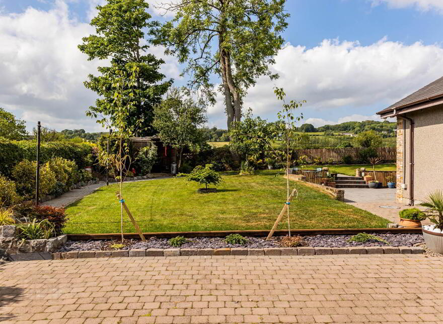 68 Beanstown Road, Lisburn, BT28 3UR