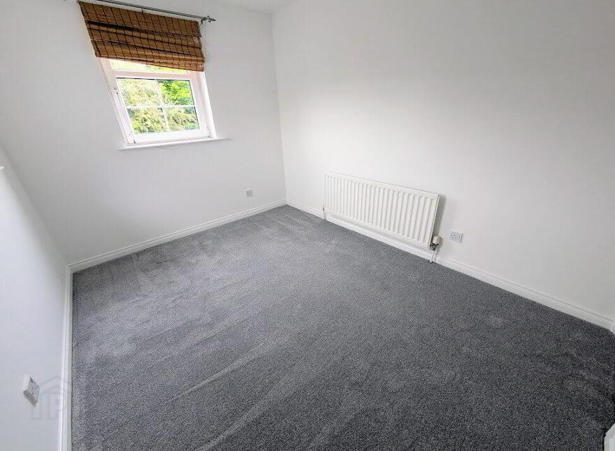 24d Cairndore Walk, Newtownards, BT23 8PE