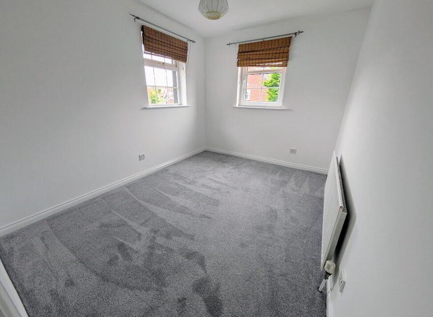 24d Cairndore Walk, Newtownards, BT23 8PE