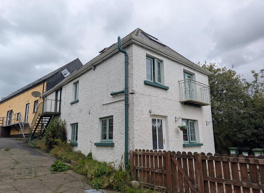 Main Street & Castle Lane, Killeshandra, H12E3X6