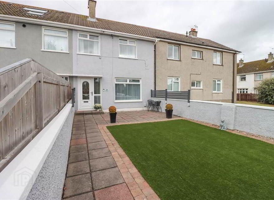 28 Ballybeen Park, Dundonald, Belfast, BT16 2QB photo