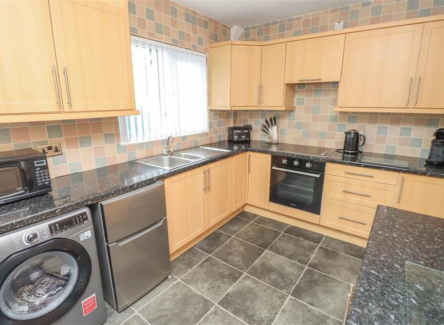 28 Ballybeen Park, Dundonald, Belfast, BT16 2QB