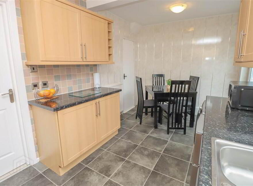 28 Ballybeen Park, Dundonald, Belfast, BT16 2QB