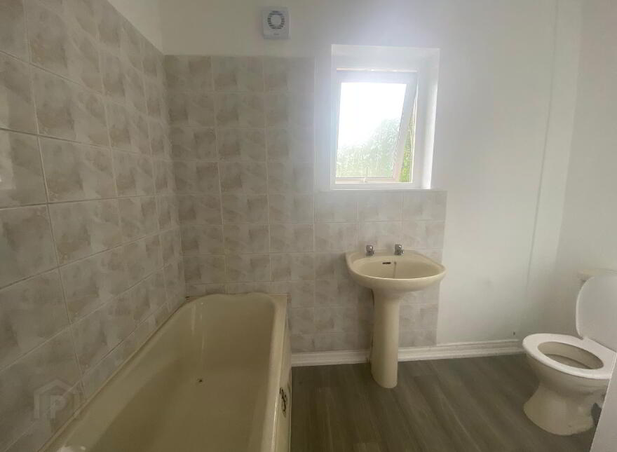 3 North Street, Upper Ballinderry, Lisburn, BT28 2ER