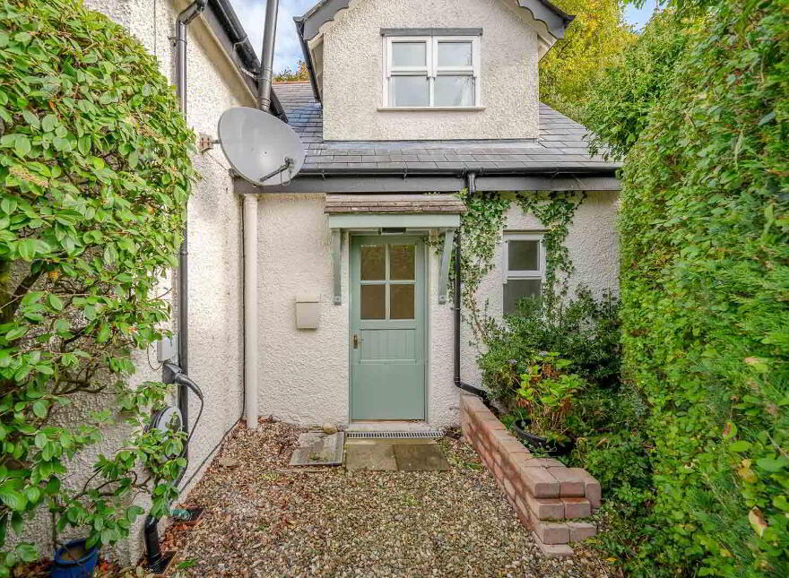 32 Ballygrainey Road, Holywood, BT18 0HE