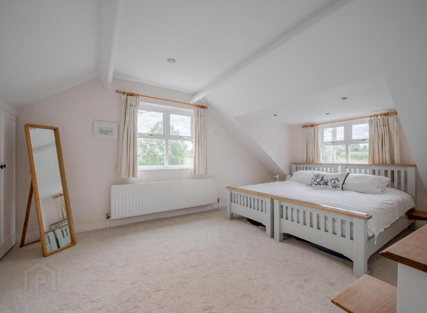 32 Ballygrainey Road, Holywood, BT18 0HE