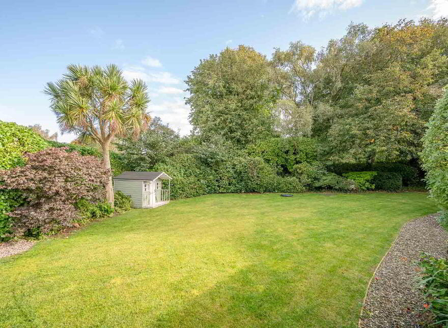 32 Ballygrainey Road, Holywood, BT18 0HE