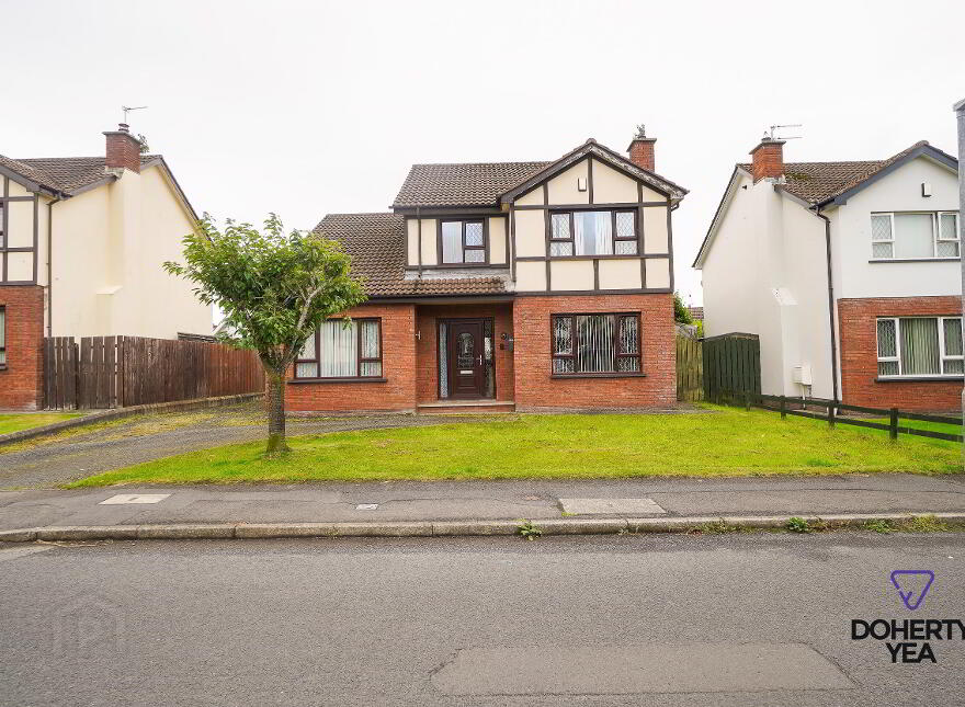 12 Tudor Road, Carrickfergus, BT38 9TU photo