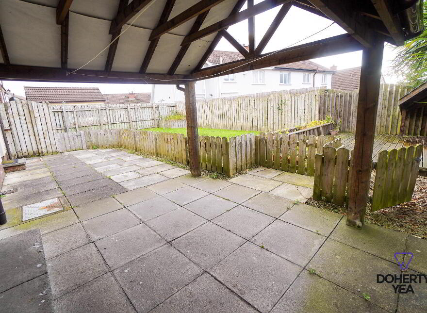 12 Tudor Road, Carrickfergus, BT38 9TU