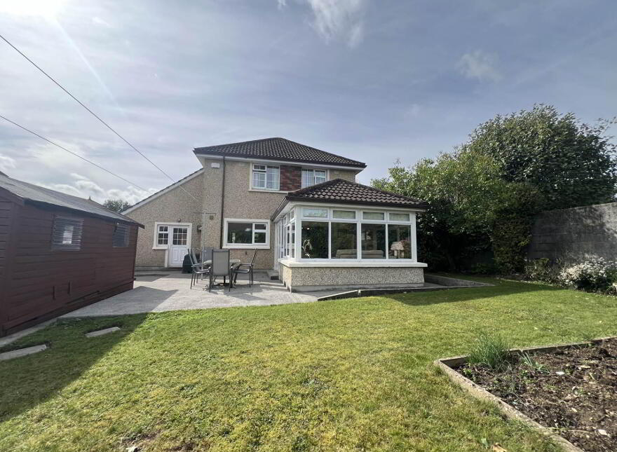 Robingale, Abbey Meadows, Clonmel, E91W867