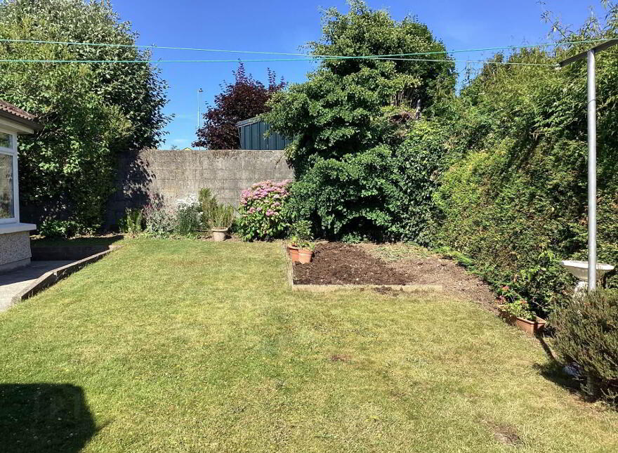 Robingale, Abbey Meadows, Clonmel, E91W867