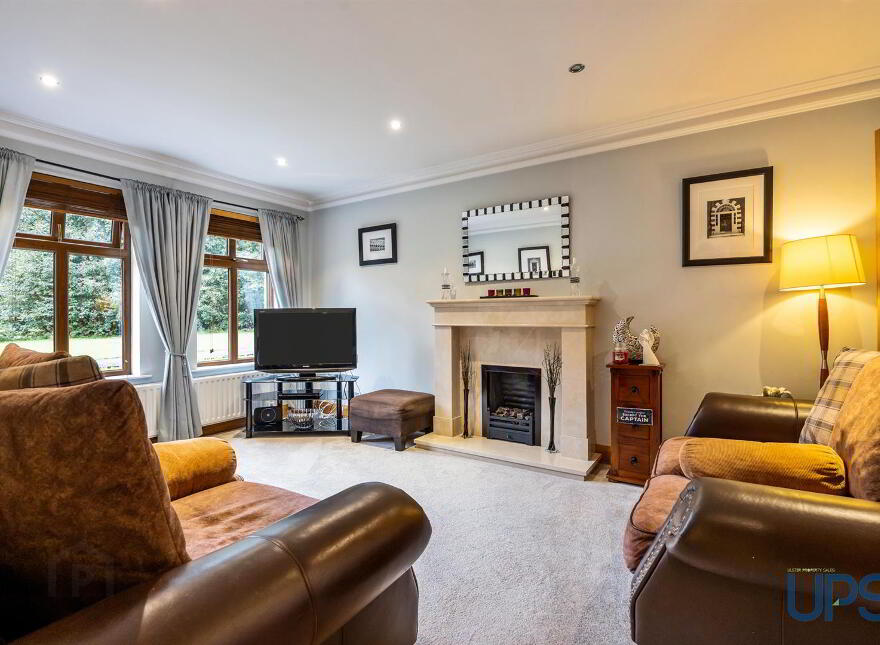 28 Old Golf Course Park, Dunmurry, Belfast, BT17 0FH
