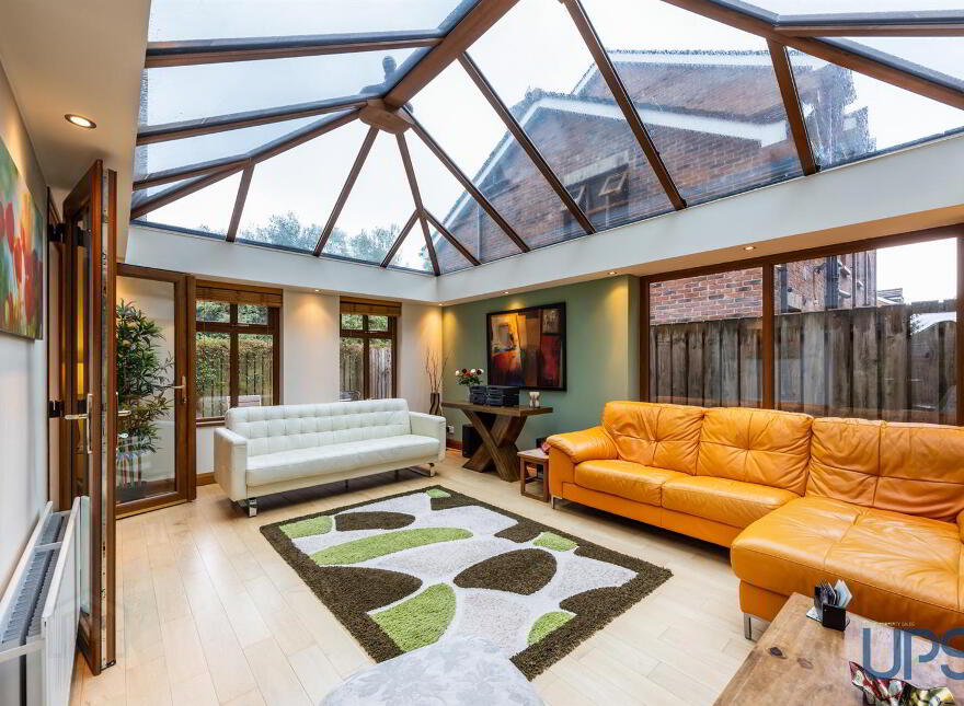 28 Old Golf Course Park, Dunmurry, Belfast, BT17 0FH