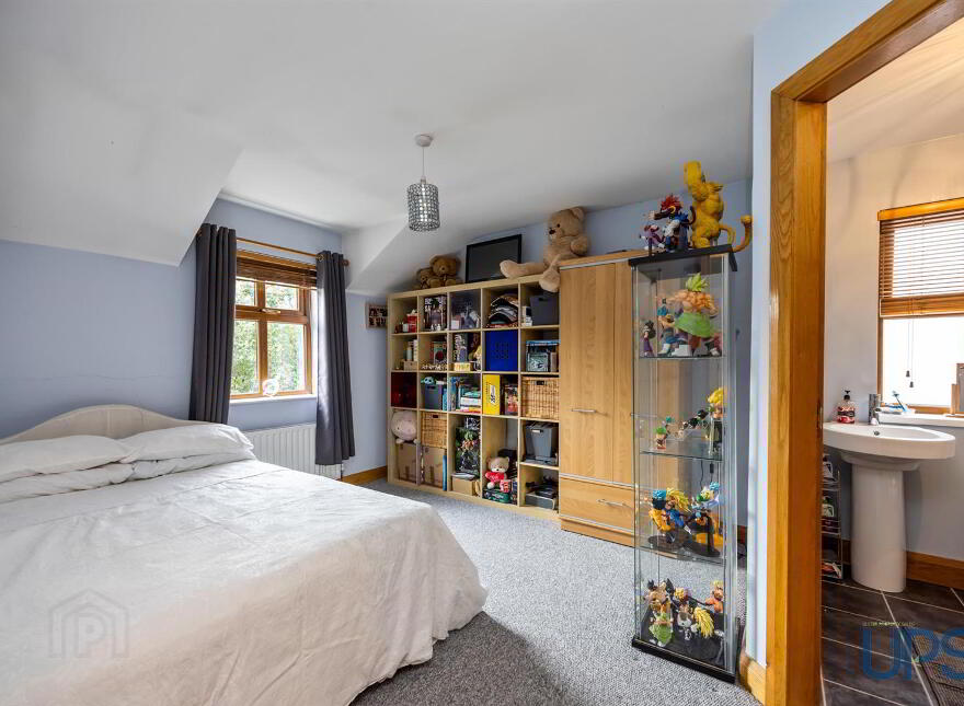 28 Old Golf Course Park, Dunmurry, Belfast, BT17 0FH