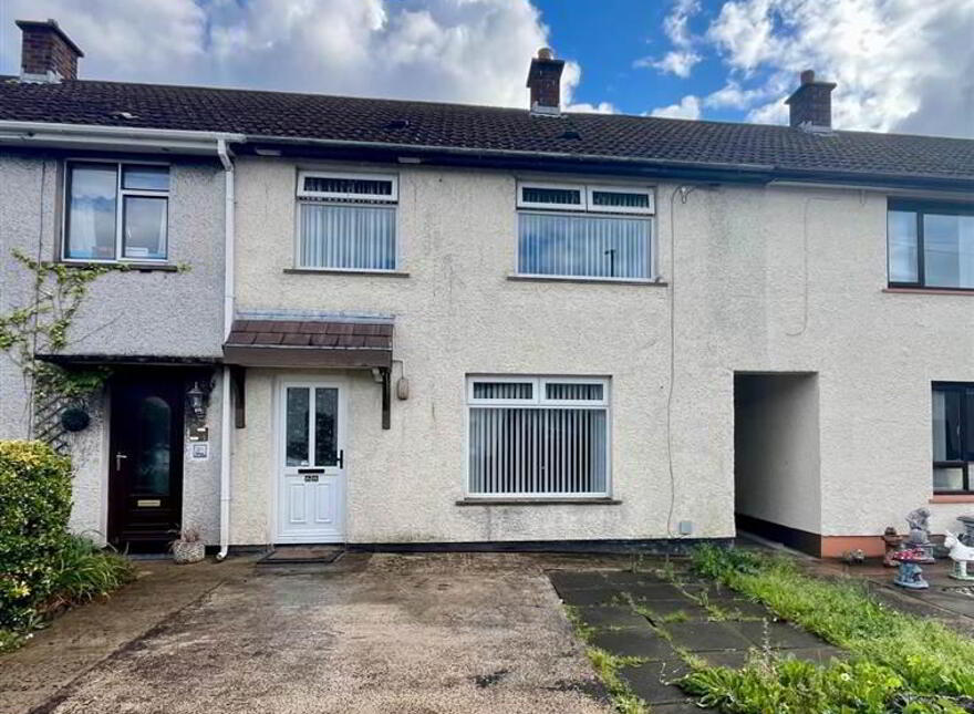 Knockdhu Park, Larne, BT40 2EJ