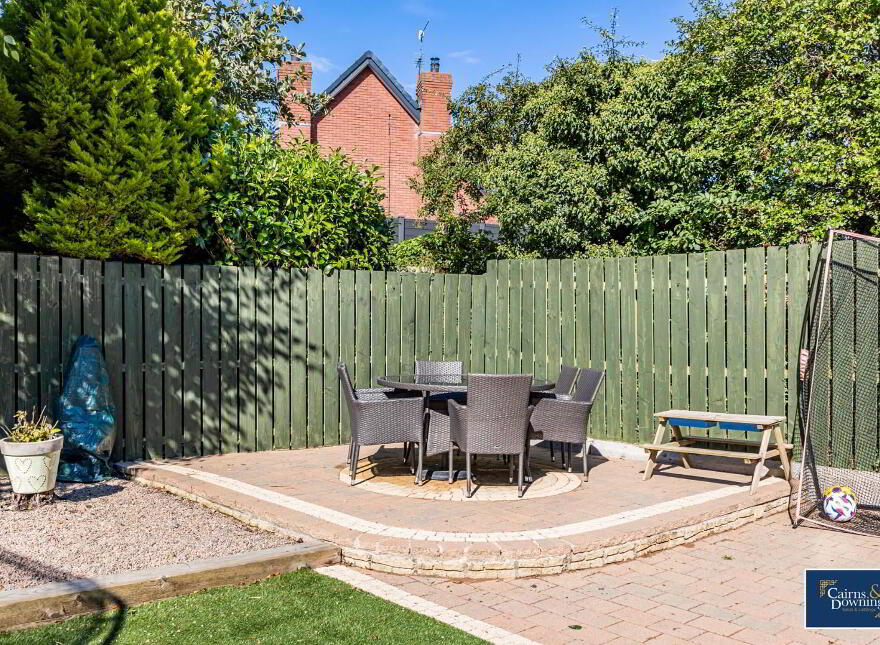 31 Church Meadows, Dromore, BT25 1LZ