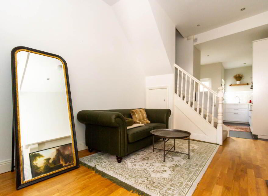 8 Eastmoreland Lane, Dublin, D04W0H1