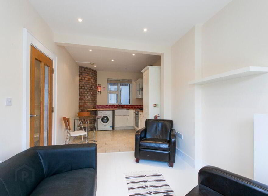 18 Edinburgh Street, Belfast, BT9 7DS
