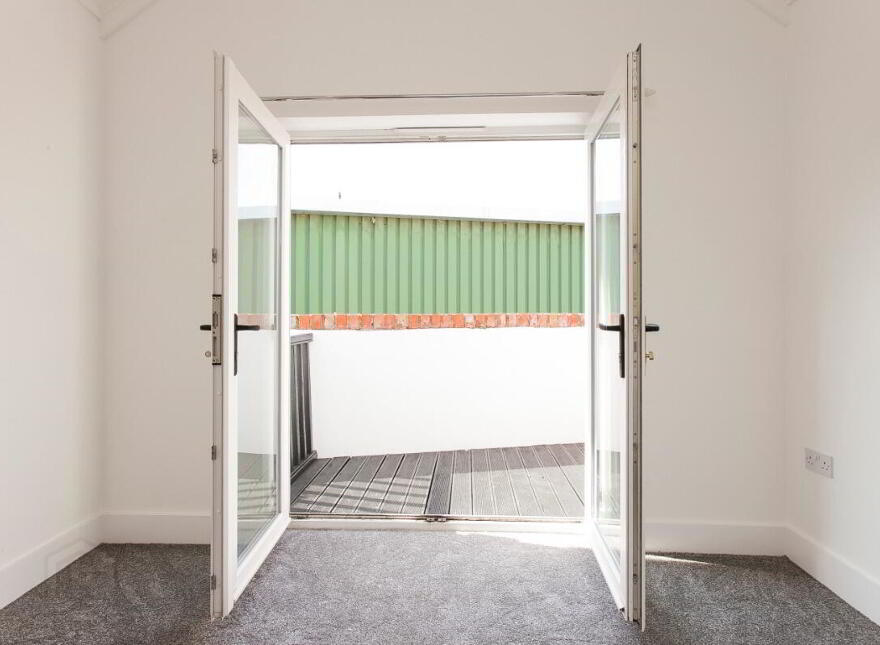 18 Edinburgh Street, Belfast, BT9 7DS