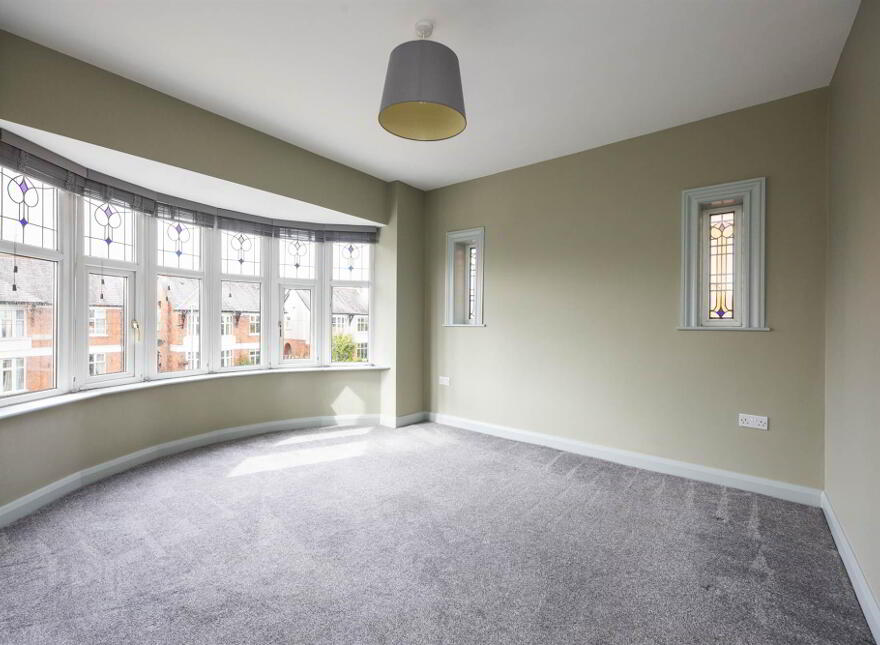38 Cabin Hill Gardens, Belfast, BT5 7AQ