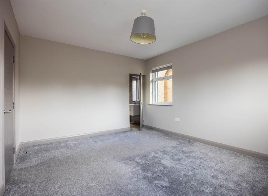 38 Cabin Hill Gardens, Belfast, BT5 7AQ