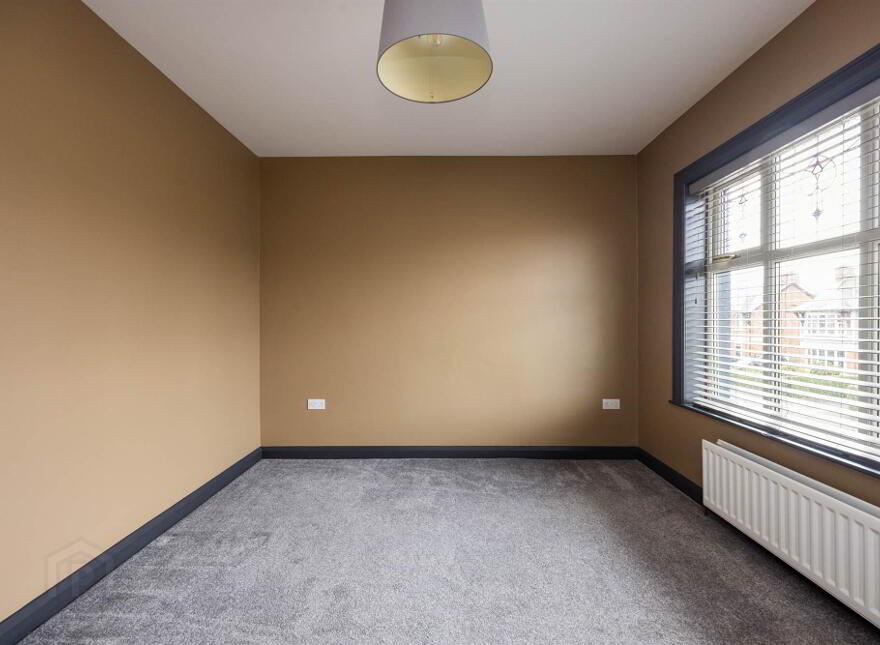 38 Cabin Hill Gardens, Belfast, BT5 7AQ
