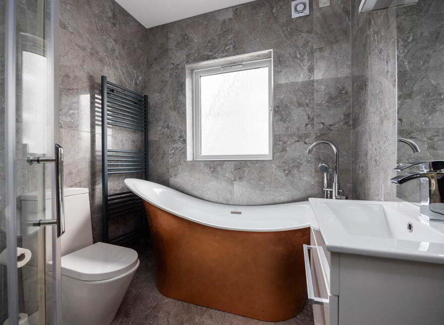 38 Cabin Hill Gardens, Belfast, BT5 7AQ