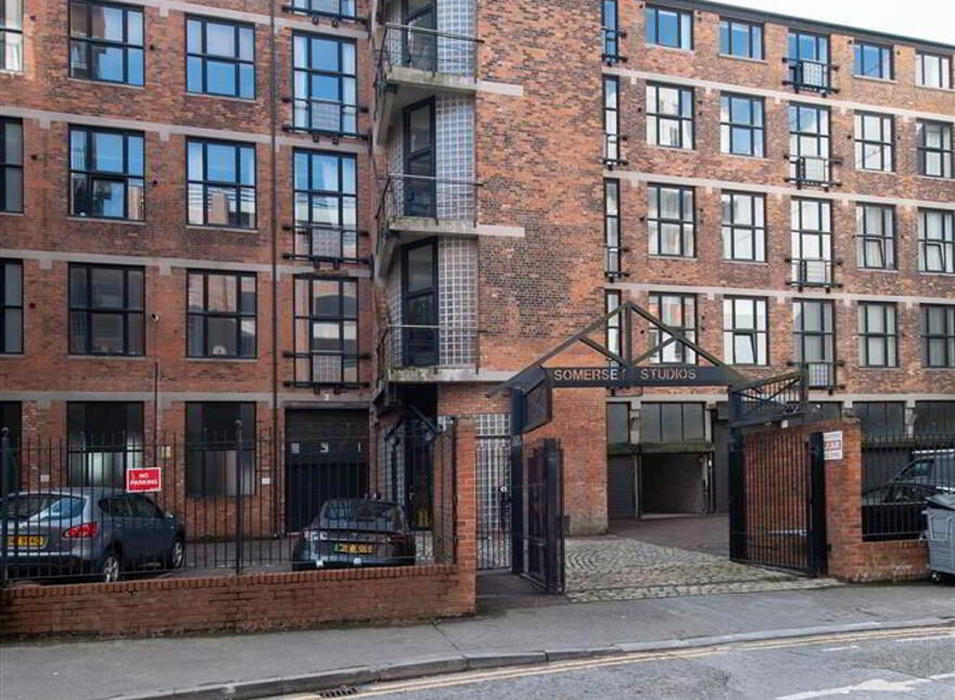 Apartment, 403 Somerset Studios, Dublin Road, Belfast, BT7 1RP photo