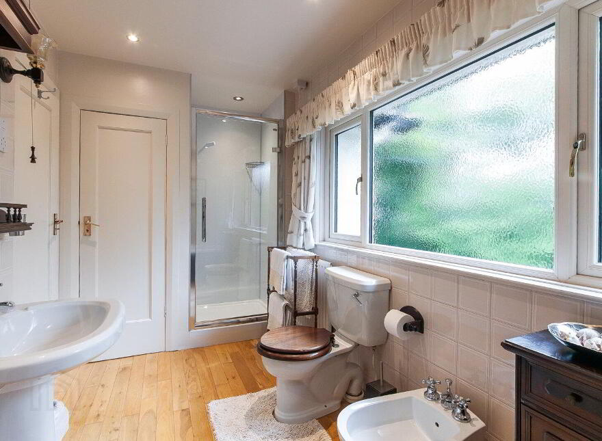 4 Bristow Park, Belfast, BT9 6TH