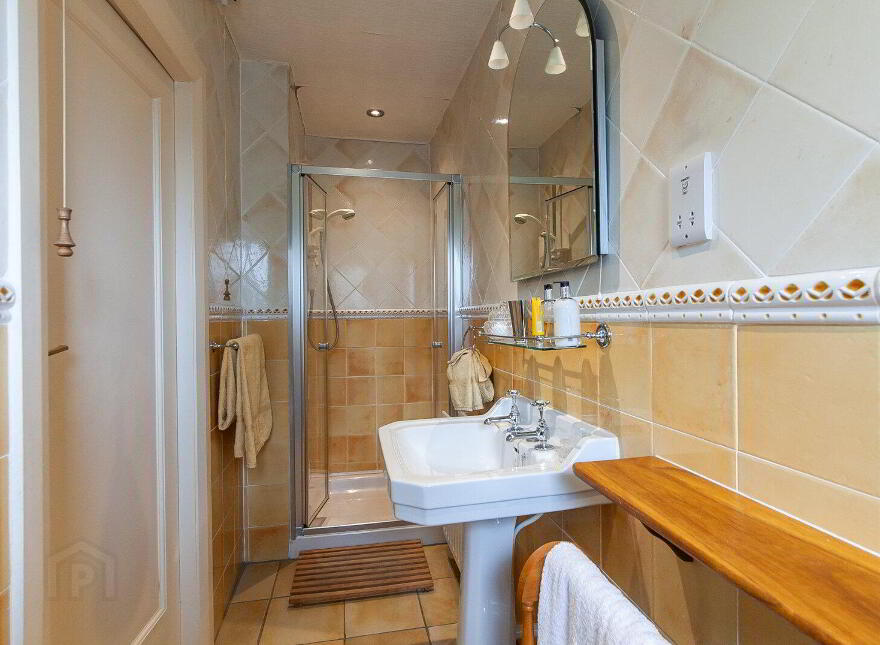 4 Bristow Park, Belfast, BT9 6TH