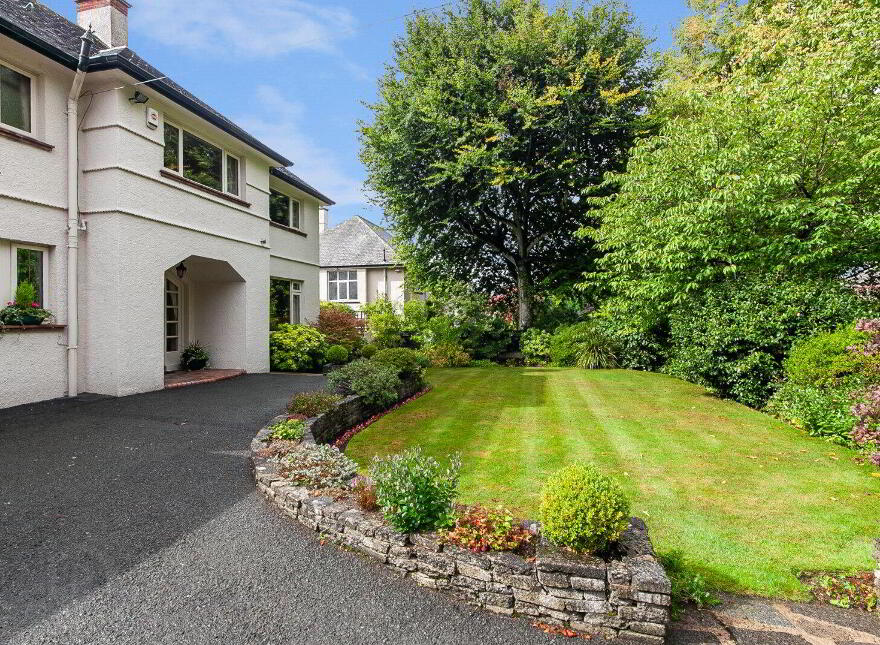 4 Bristow Park, Belfast, BT9 6TH