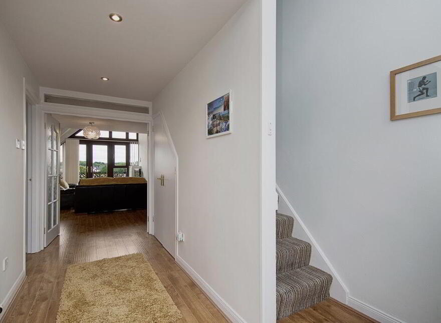 33 Balmoral Court, Belfast, BT9 7GR