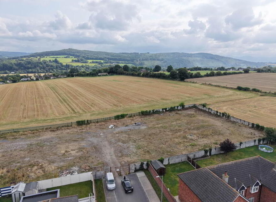 Lands, At Gort Na Manach, Cahir Rd, Clonmel