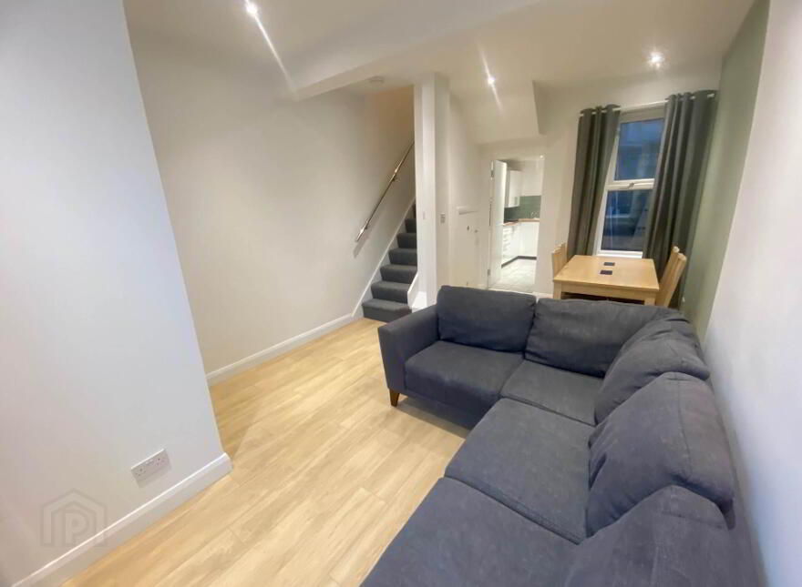 34 Avondale Street, Belfast, BT5 5DB