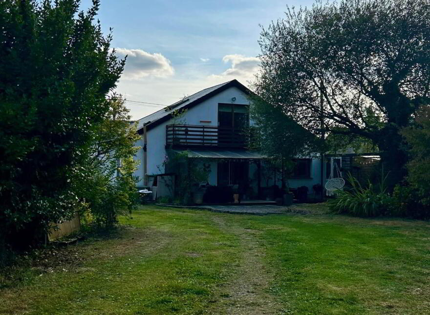2 Ashbury Avenue, Roscrea, E53F226
