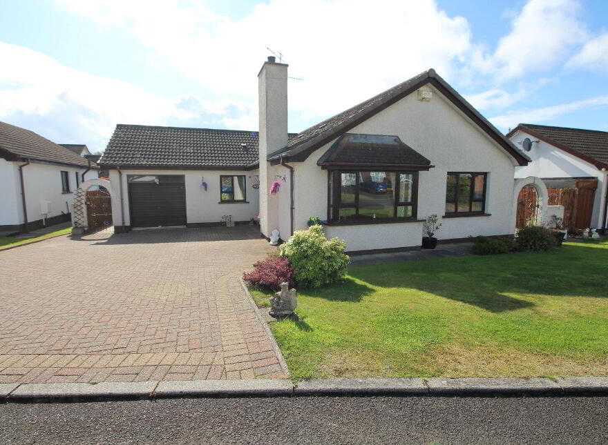 3 Farm Lodge Walk, Greenisland, Carrickfergus, BT38 8XZ photo
