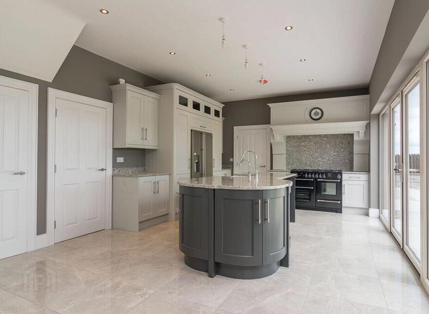 Ravensglen House, 18 Glen Road, Lisburn, BT27 5JR