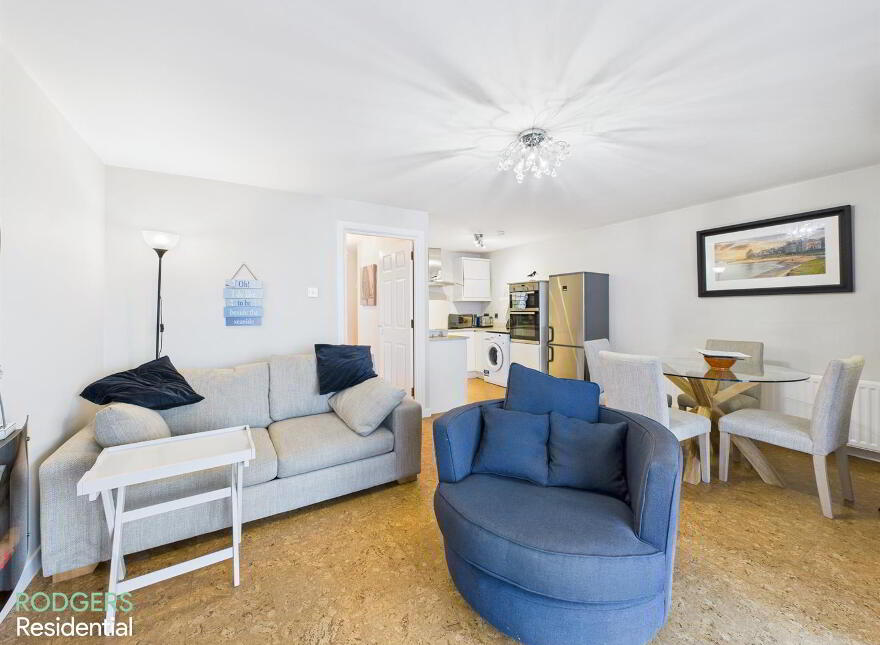 Apt 3, Byron Court, Kinnegar Road, Holywood, BT18 9JN