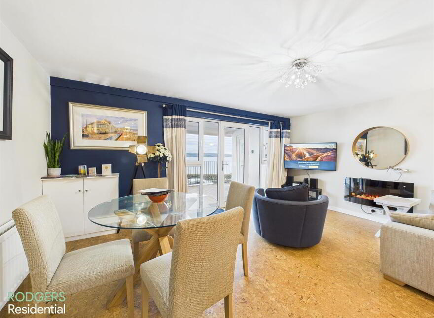 Apt 3, Byron Court, Kinnegar Road, Holywood, BT18 9JN