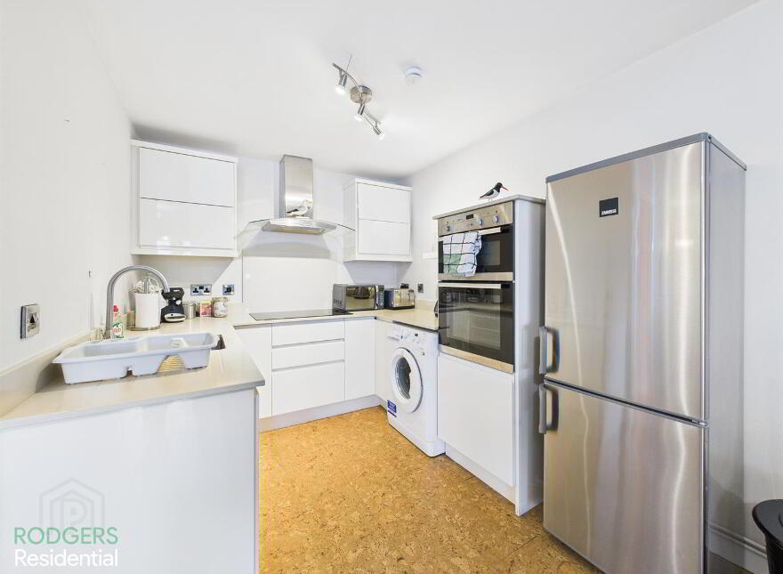 Apt 3, Byron Court, Kinnegar Road, Holywood, BT18 9JN
