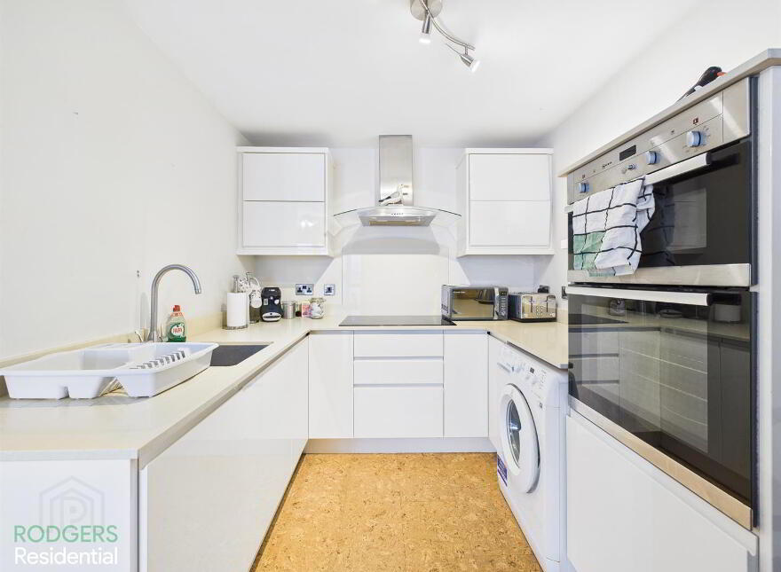 Apt 3, Byron Court, Kinnegar Road, Holywood, BT18 9JN