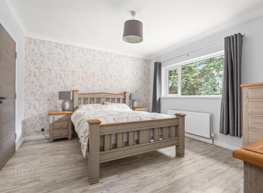 2 River Road, Lisburn, BT27 6TN