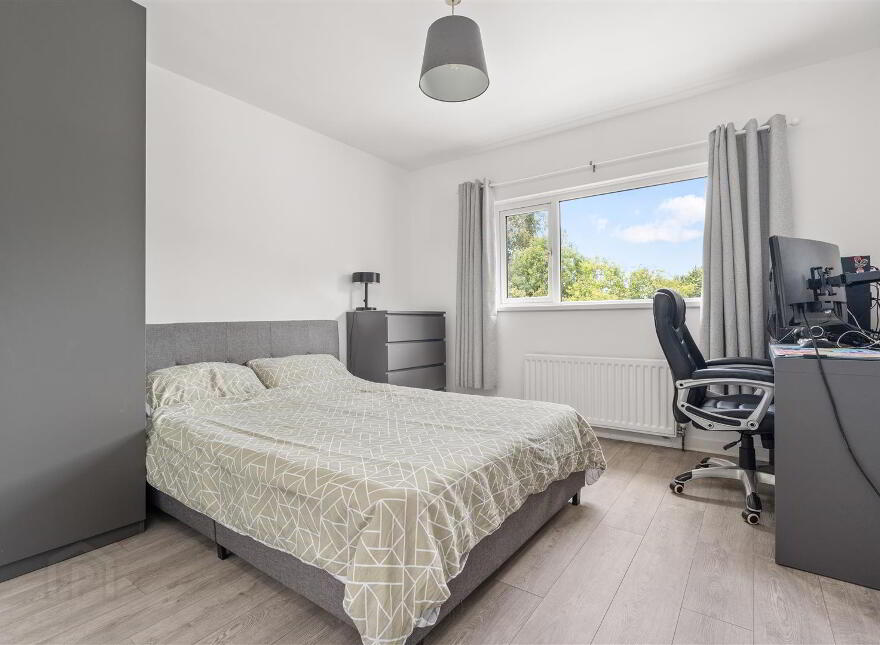 2 River Road, Lisburn, BT27 6TN