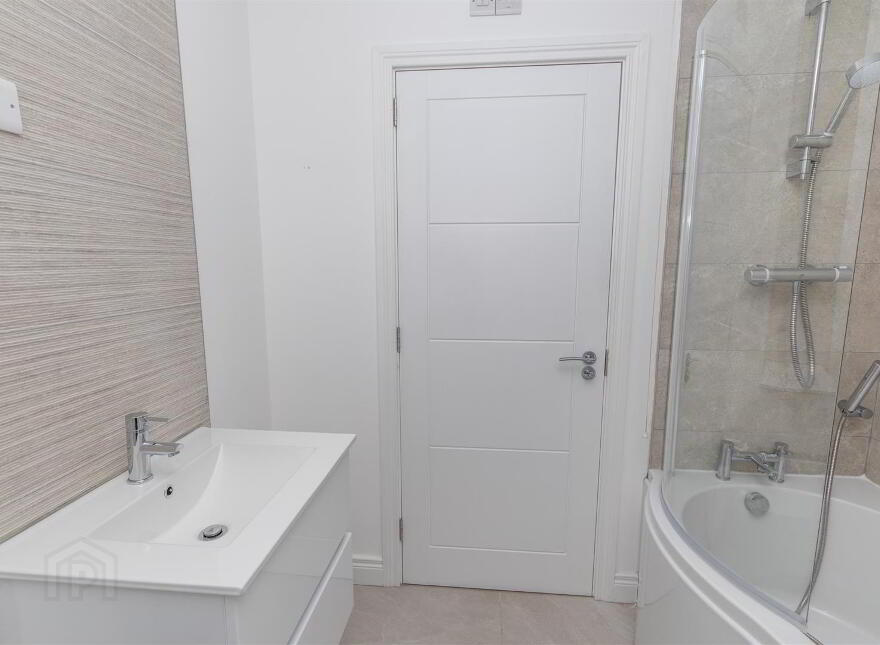 10 The Tower, Maghera, Newcastle, BT31 9FH