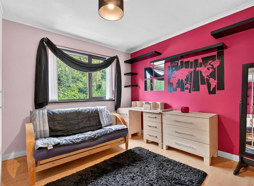 14 Beechlawn Avenue, Dunmurry, Belfast, BT17 9NL