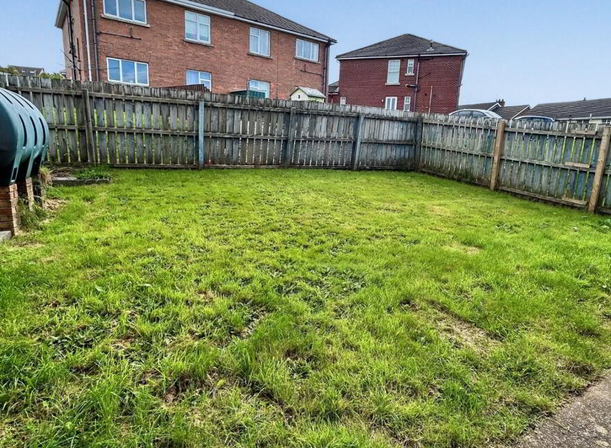 69 Rossdale, Derry/Londonderry, BT47 5RD