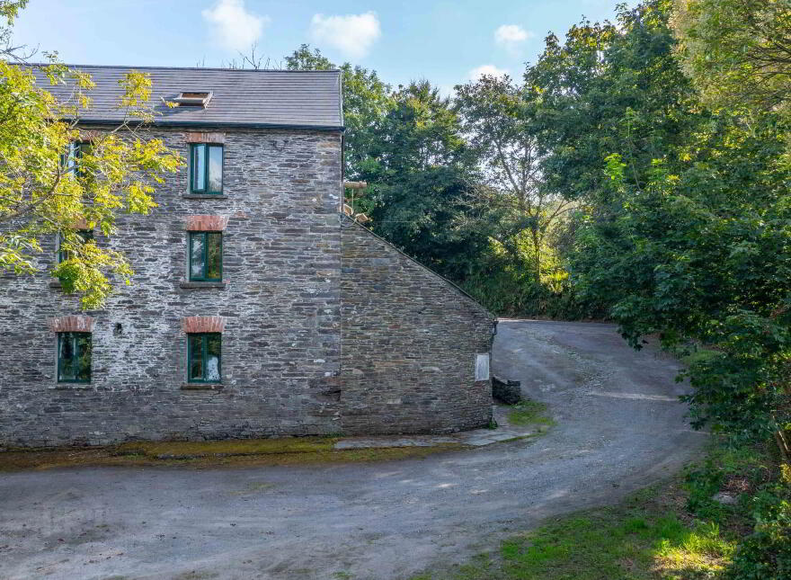 Russagh Mill, Castletownshend Road, Skibbereen, P81EV84