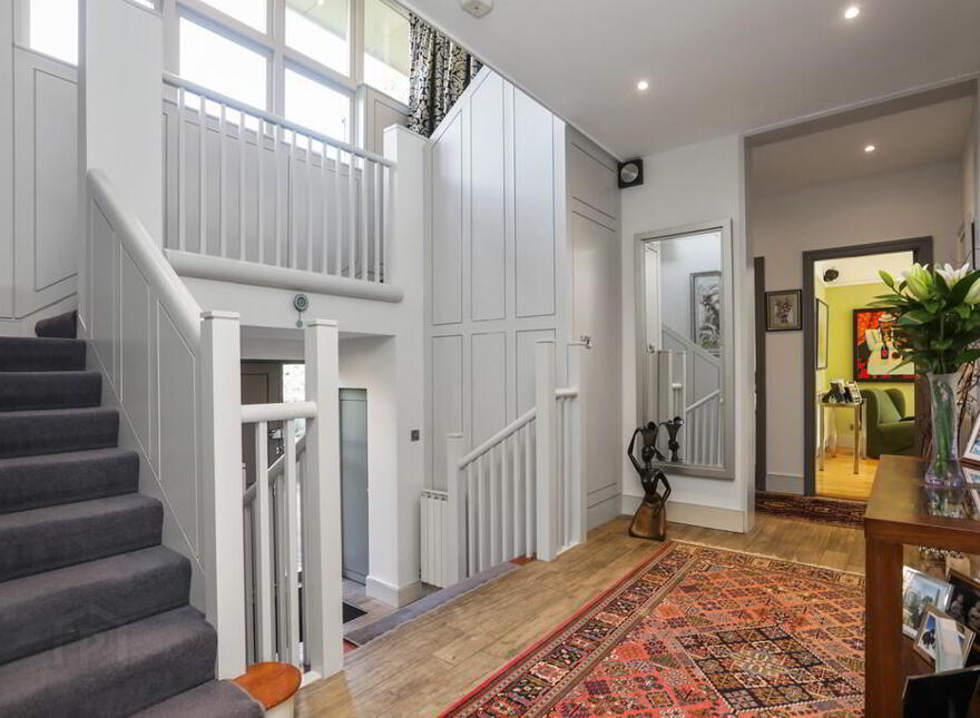 9a Notting Hill, Belfast, BT9 5NS