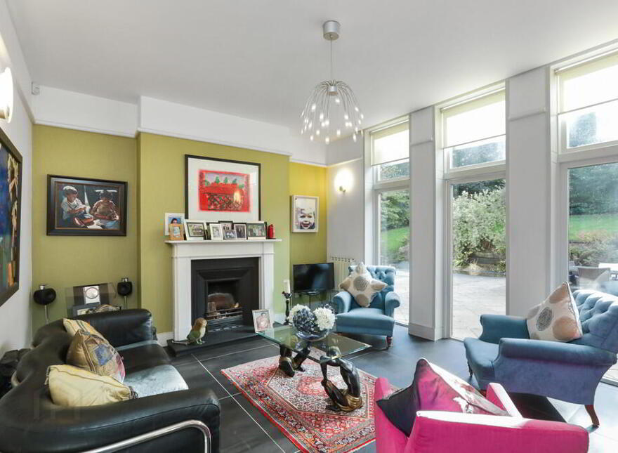 9a Notting Hill, Belfast, BT9 5NS