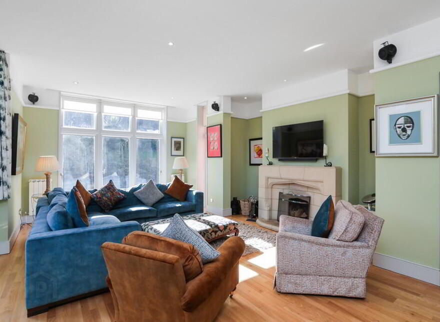 9a Notting Hill, Belfast, BT9 5NS